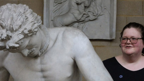 Lyn Bailey with the Dying Gaul statue