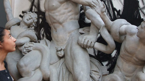 Sade Ojelade looks at the statue of the Laocoon and his sons