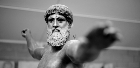 Zeus B&W