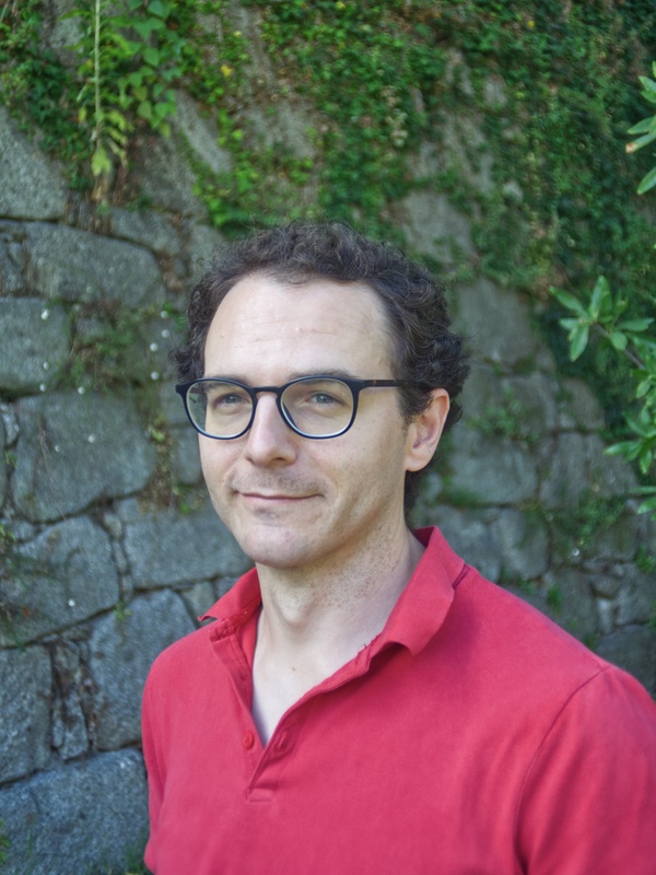 Dr Tim Roe