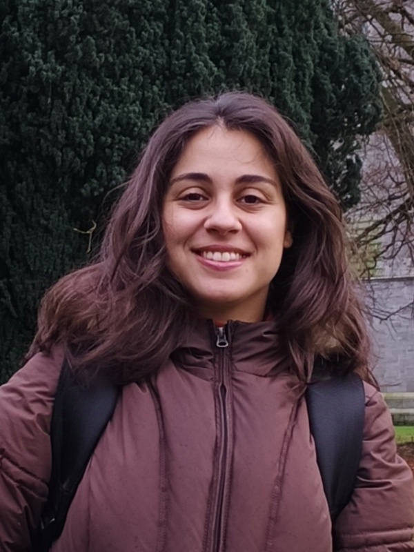  Anna Vangelatou