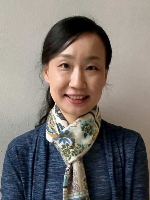  Yumi  Suzuki