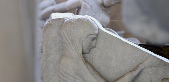 Ludovisi throne, relief with woman, glimpsed through casts